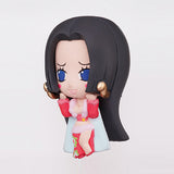 Megahouse Petit Chara Fortune One piece A Harem!? in Impel Down (set of 8)