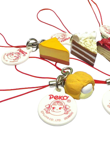 Bandai Fujiya Peko-chan cake strap gashapon figure (set of 8