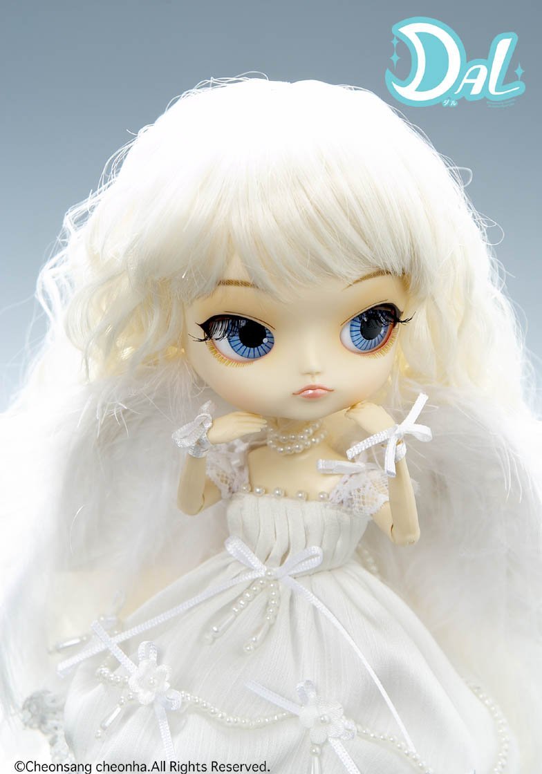 Groove Inc. Pullip NEO Dal F-326 milch girl Fashion doll Groove Inc. Pullip NEO Dal F-326 milch girl Fashion doll